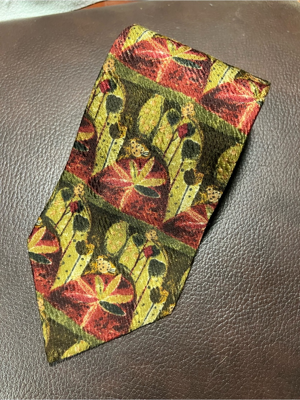 Vintage Ermenegildo Zegna 100% Silk Floral Abstract  Luxury Neck Tie Italy